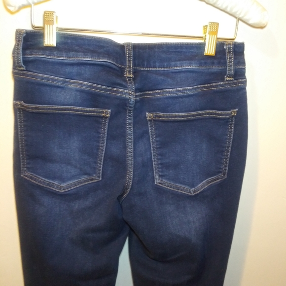 3/$18 Maurices Dark Wash Denim Jeggings - Picture 5 of 10